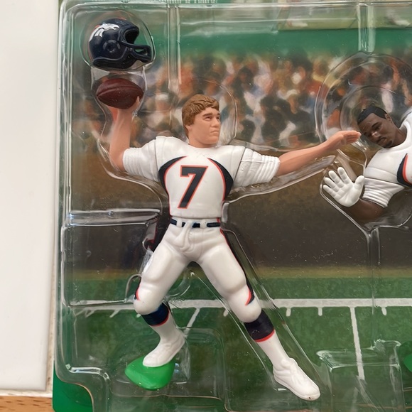 Starting Lineup Football NFL Classic Doubles John Elway and Terrell Davis - Picture 5 of 8